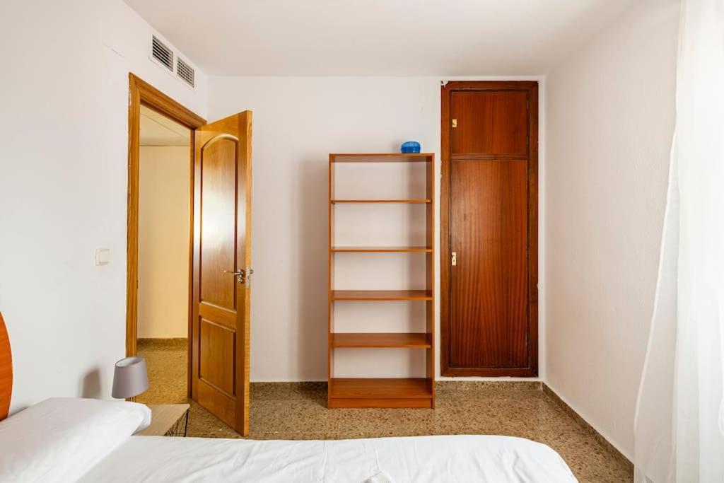 Amplio Piso Para Disfrutar Del Centro De Malaga Con Parking Gratuito Apartment Exterior photo